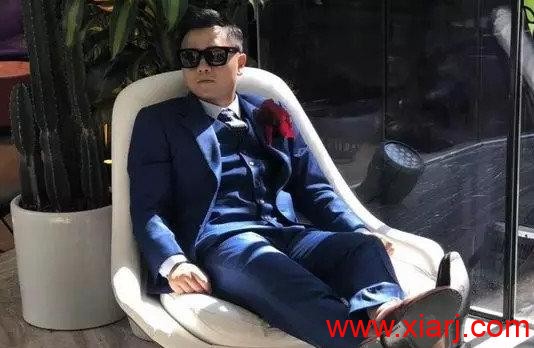 90后游资小鳄鱼，25岁身家过亿晋升股市大鳄，盛大婚礼男才女貌